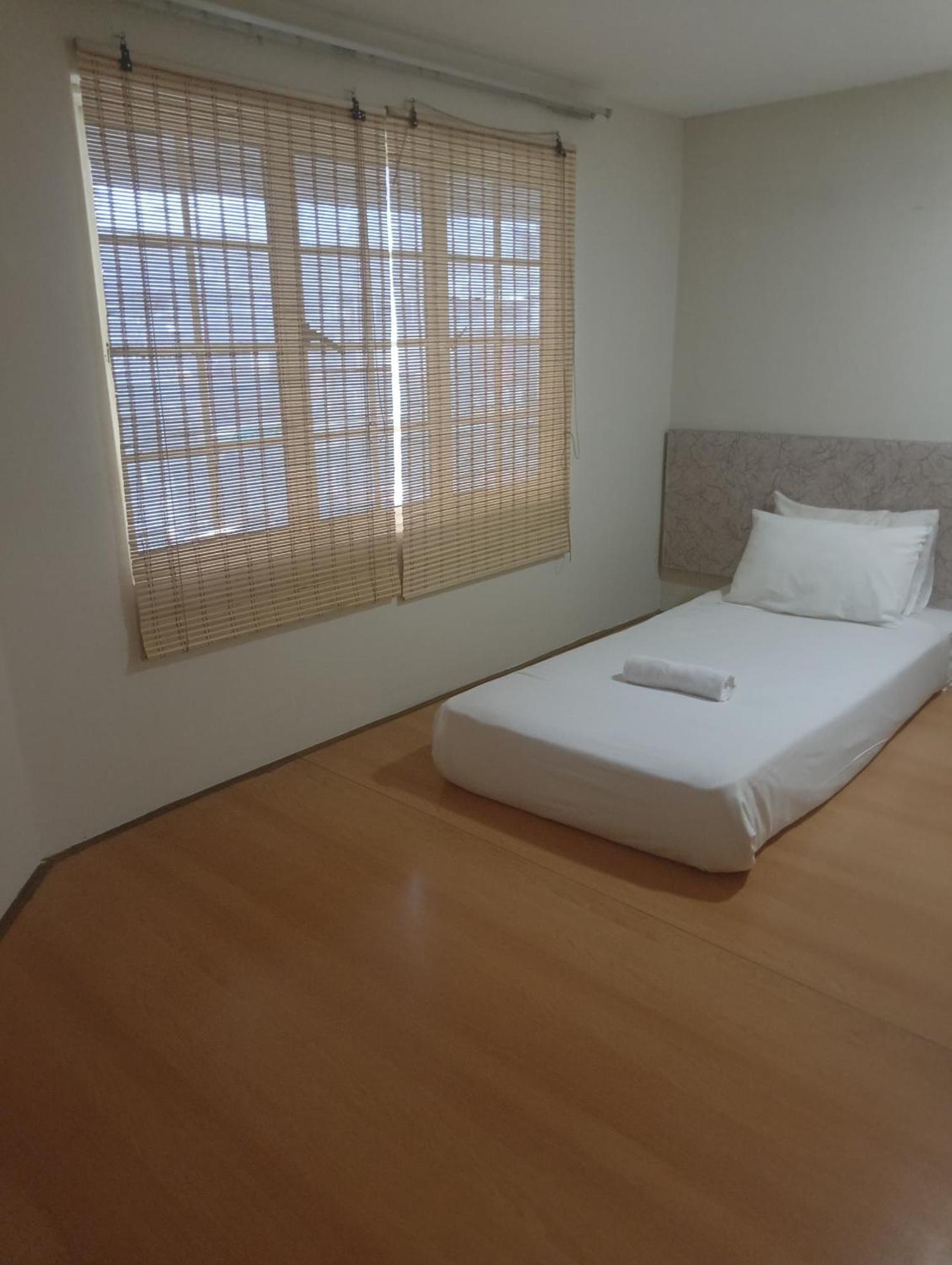 Swing & Pillows - Pj Ss2 Petaling Jaya Εξωτερικό φωτογραφία